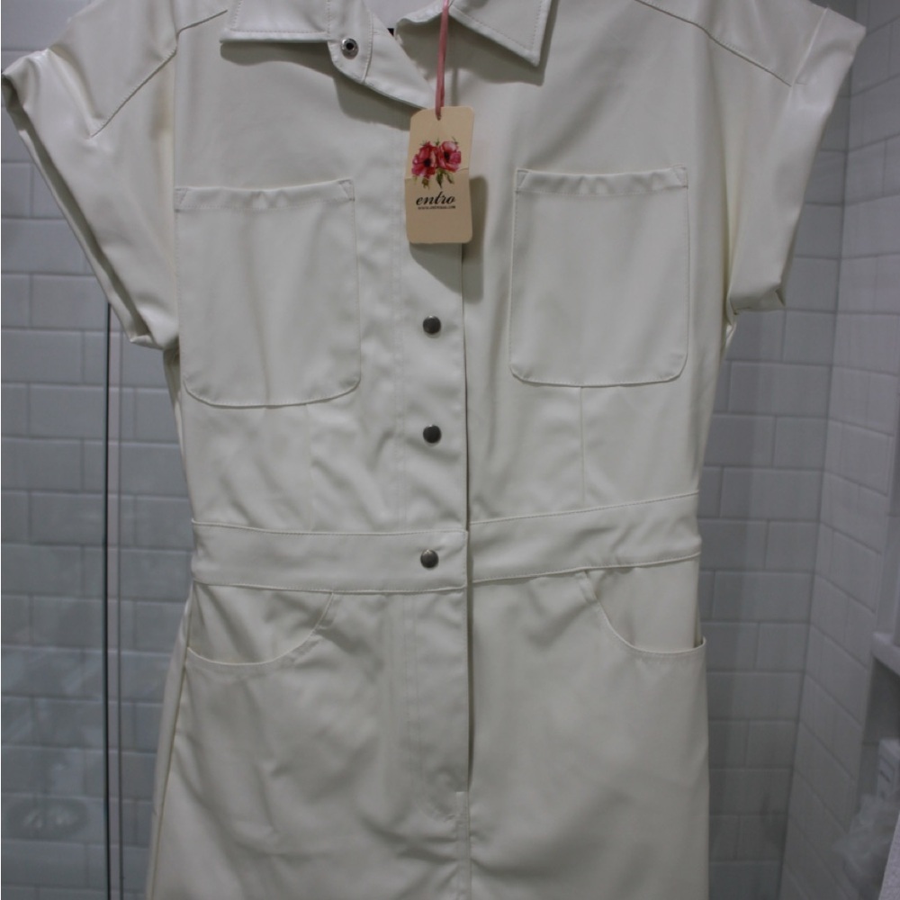 Entro Ivory Button-Up Top